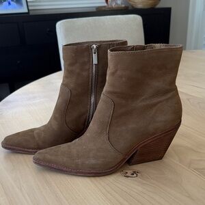 Dolce Vita Tan Heeled Boots